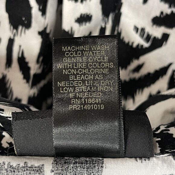 Lane Bryant SZ 14/16 Button-Up Top Floral Puff Sleeves Collared Square Neck - Picture 10 of 10